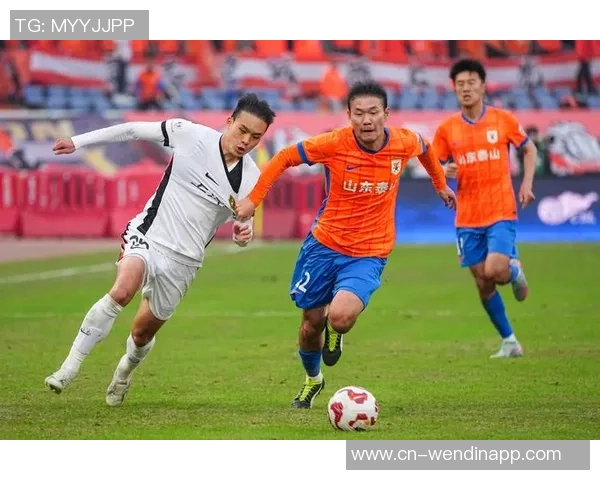 祝海港足球俱乐部球员李新翔生日快乐愿他在新的一岁里更进一步